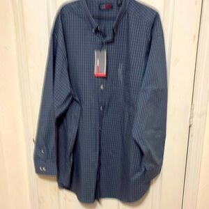 Travel Smart Men's Blue Pinstripe Button-Up Shirt Sz 4XT
